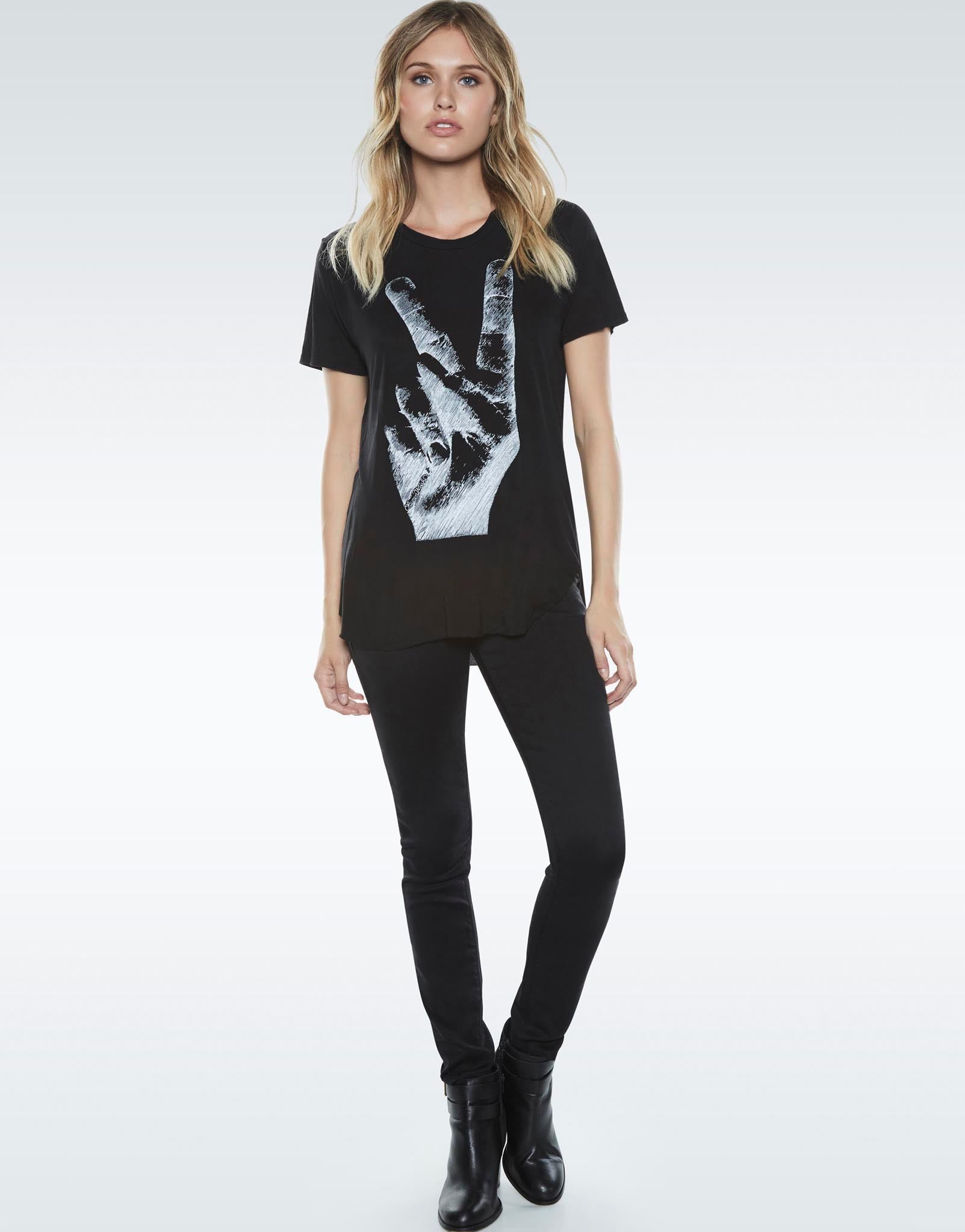 Lauren Moshi Women's Kelis Peace Hand - 