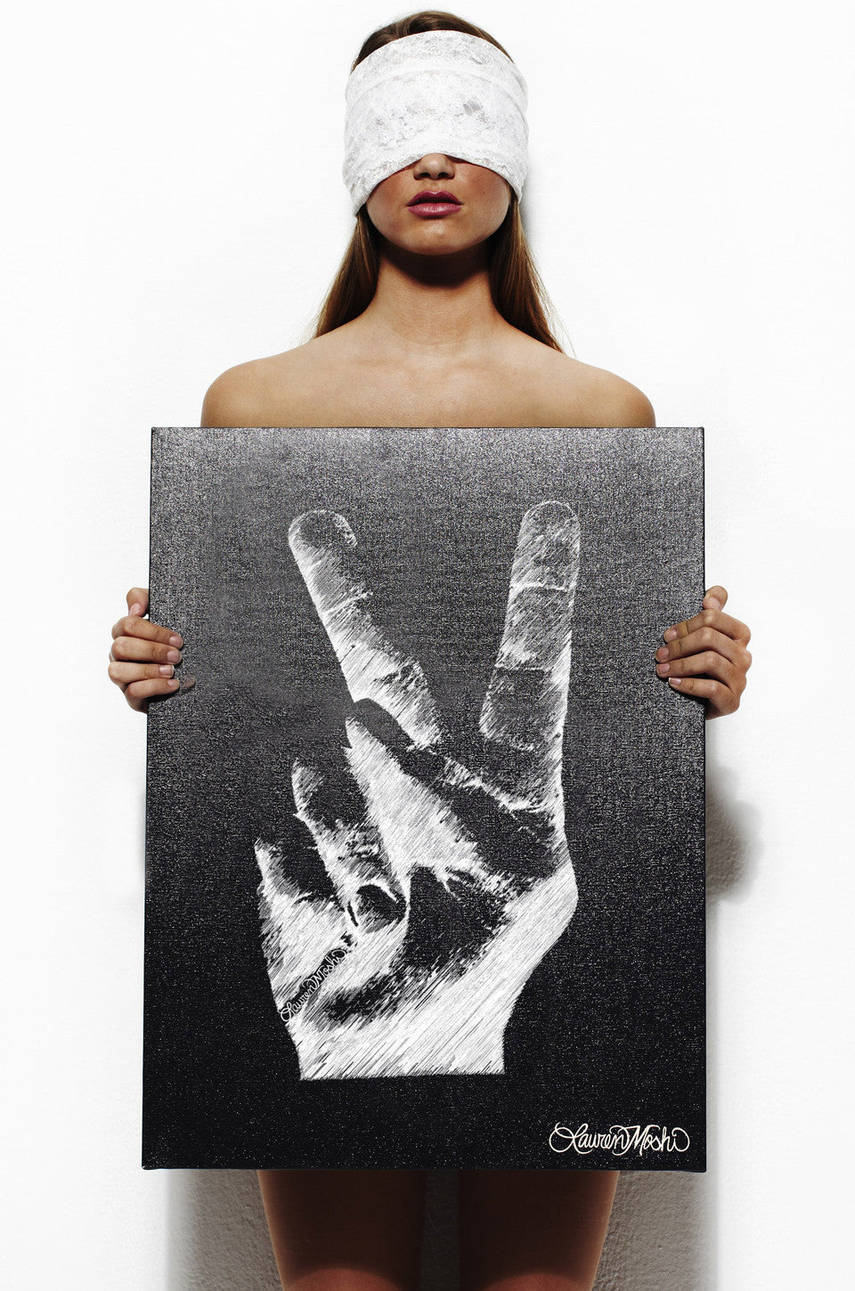 Lauren Moshi Women's Canvas Peace Sign Art - Black